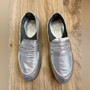 ROBERT CLERGERIE METALLIC SILVER LEATHER LOAFERS SIZE 37.5
